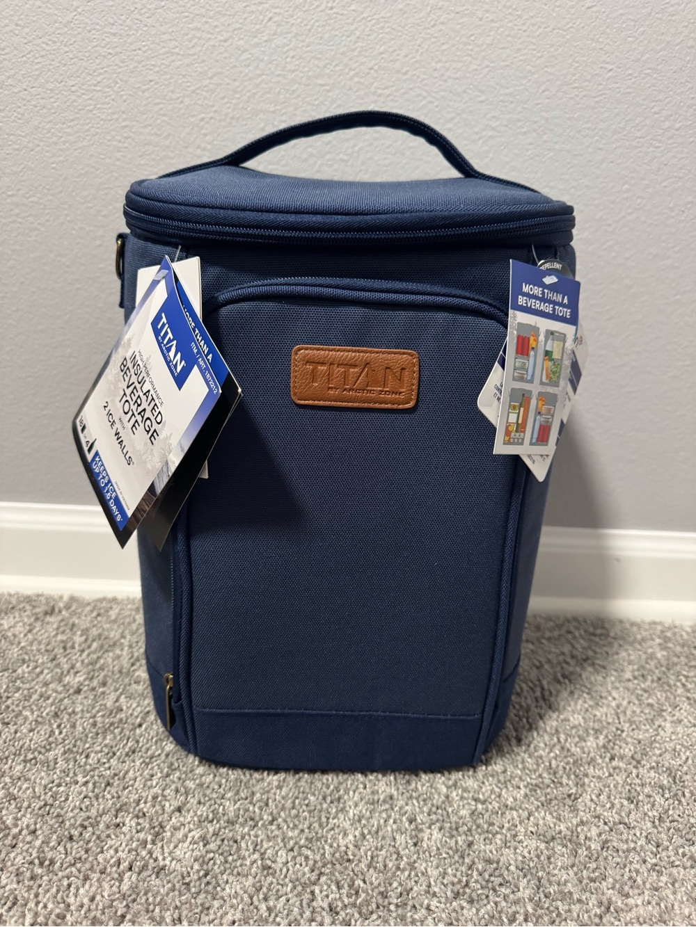 NWT Titan Insulated Cooler Bag- Navy Blue